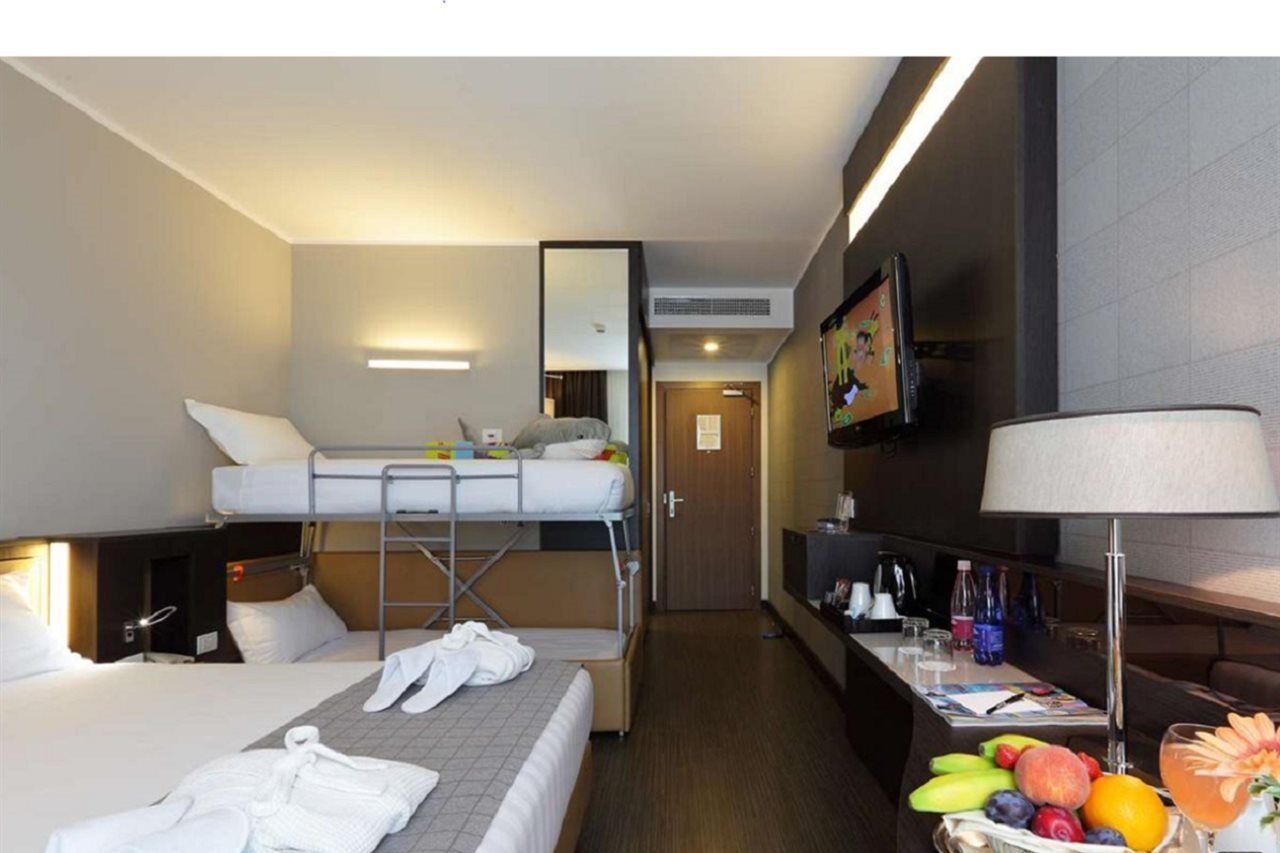 เบสต์ เวสเทิร์น พรีเมียร์ ซีเอชซีแอร์พอร์ต Hotel เจนัว ภายนอก รูปภาพ