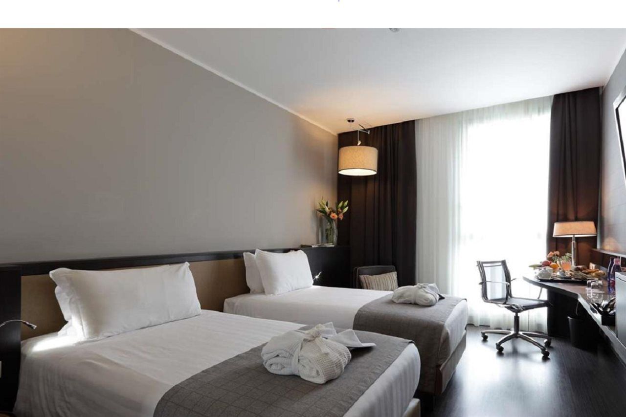 เบสต์ เวสเทิร์น พรีเมียร์ ซีเอชซีแอร์พอร์ต Hotel เจนัว ภายนอก รูปภาพ